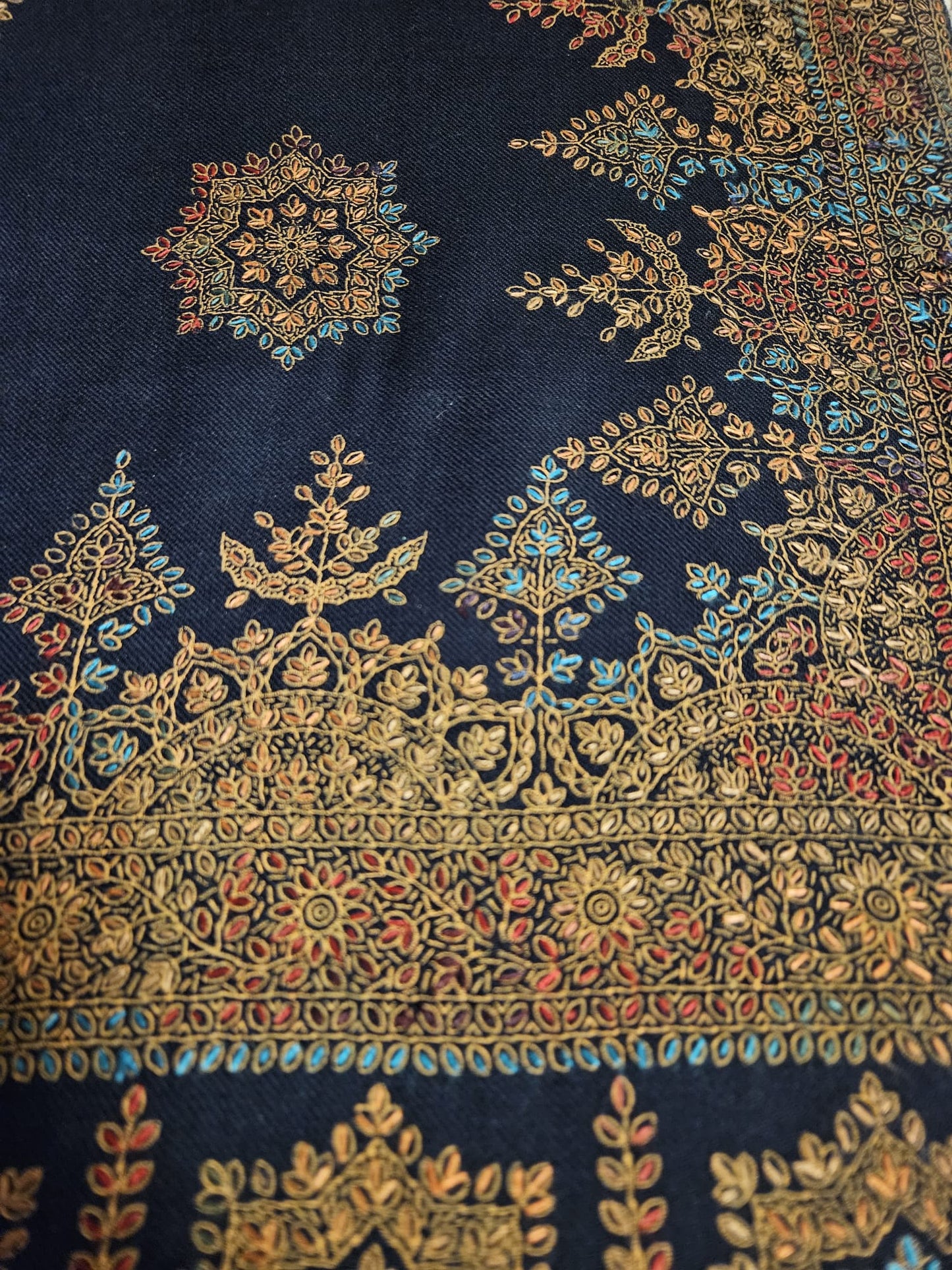 #0093 - Pashmina Shawl