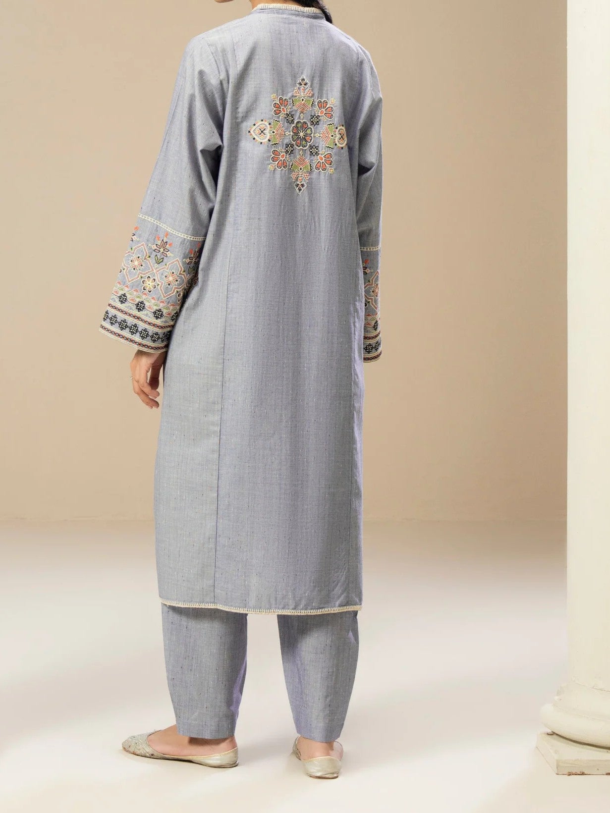 #043 - Yarn Dyed Embroidered Suit (2 Piece)