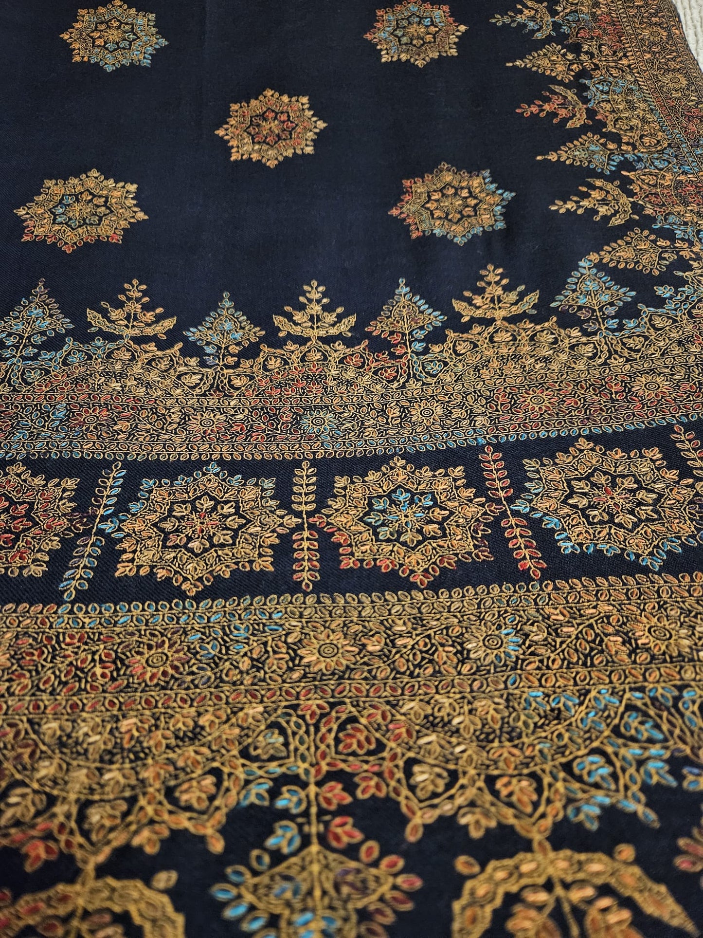 #0093 - Pashmina Shawl