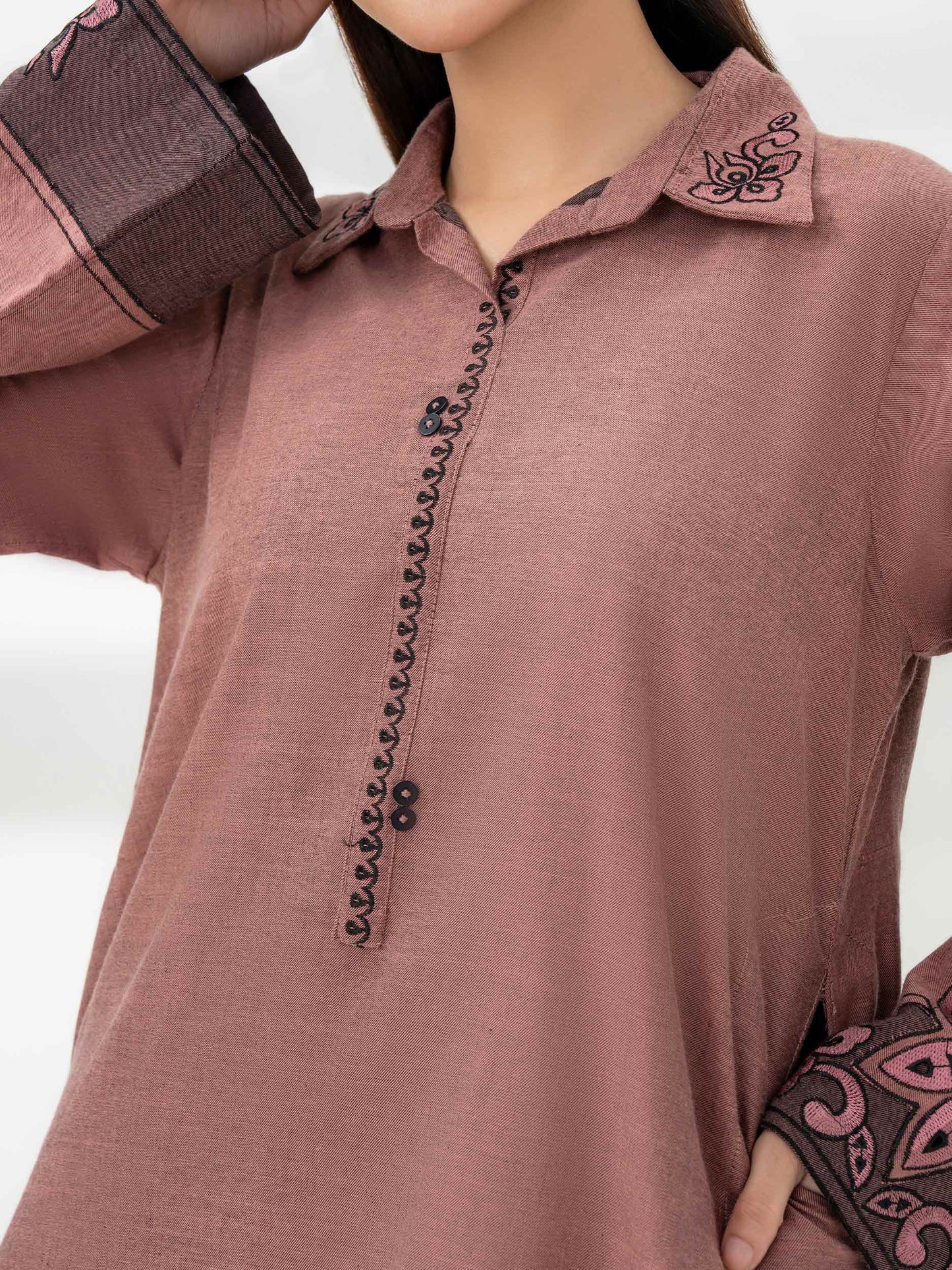 #042 - Yarn Dyed Embroidered Suit (2 Piece)